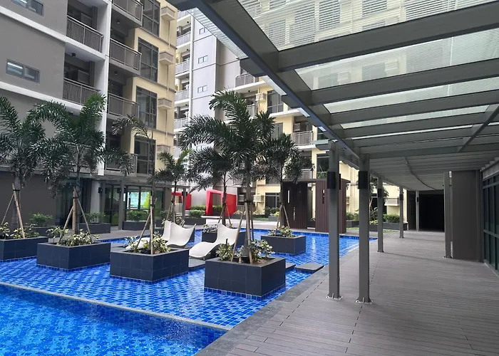 Apartment 1br 2 Mins To Okada Near Moa & Airport-12c Manila